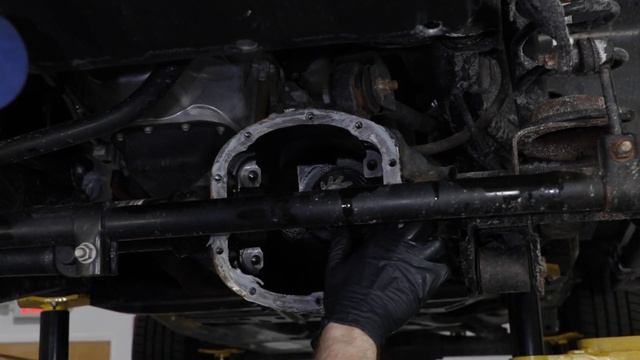 Oily Wheels or Steering Knuckles? Axle Seal Leaks on Jeep Wrangler JK 2007-2018 смотреть онлайн