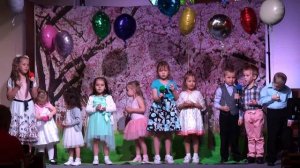 Солнце в небе ярко светит