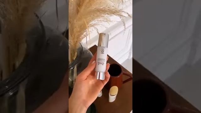 Матирующий дневной крем для лица EVERMATTING LINE. Мария Серт смотреть онлайн