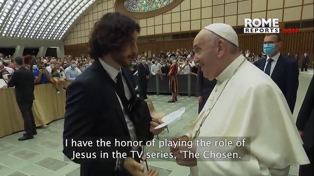 Actor and director of “The Chosen” meet Pope Francis at the Vatican смотреть онлайн
