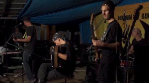 11-й Джем, группа Есть Чо , песня  " Баян"