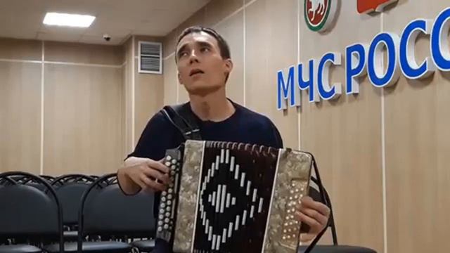Юлларда буранмы икән. Радик смотреть онлайн