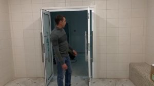 Маятниковая дверь открывание в обе стороны