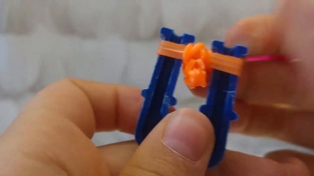 Как сплести морковку из резинок.? смотреть онлайн