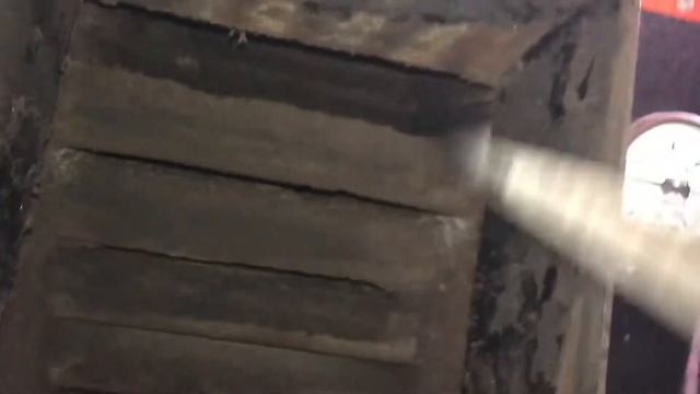Дачный дом. Твёрдотопливный котёл - чистка котла смотреть онлайн