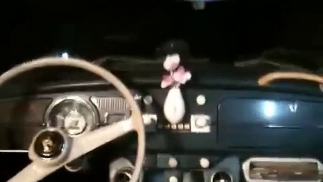 Car Record player by Philips Norelco under the Dash of my 1958 Convertible Volkswagen Beetle смотреть онлайн