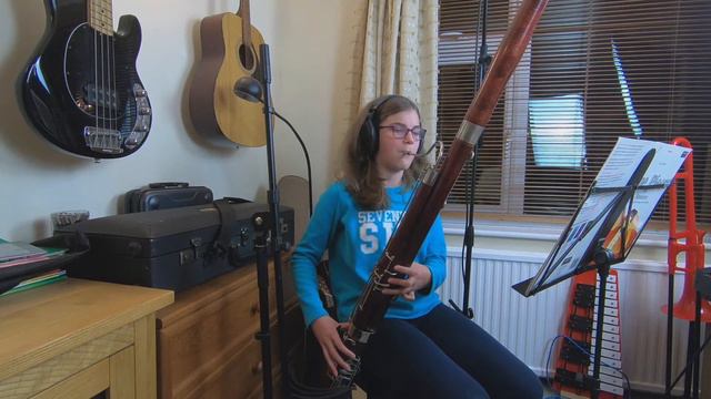Megan's Bassoon Lockdown Week 4 - The Trout смотреть онлайн