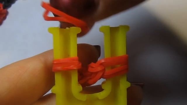 ЛАК из резинок на рогатке без станка | Nail Polish Rainbow Loom Bands Charm смотреть онлайн