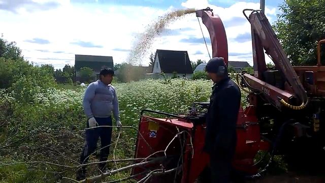 Дробилка для веток, переработка деревьев, измельчитель в Москве и области. смотреть онлайн