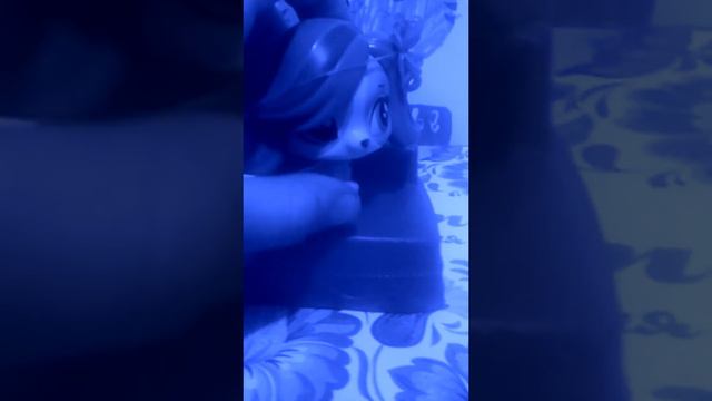 Зоуы поёт песню бьёт бит смотреть онлайн