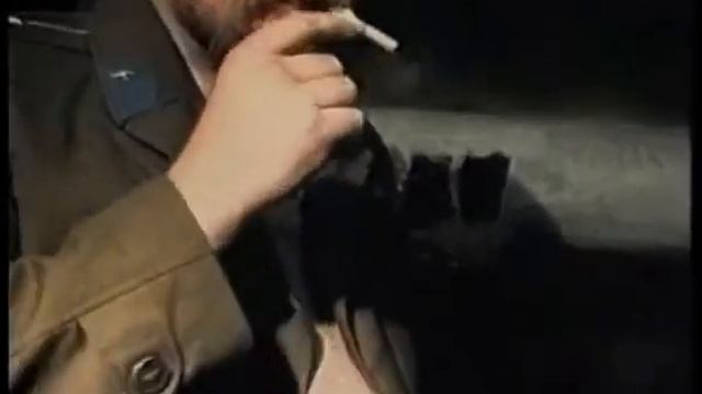 Тебе небось хорошо в армии такому кабану то (Зелёный Слоник) смотреть онлайн