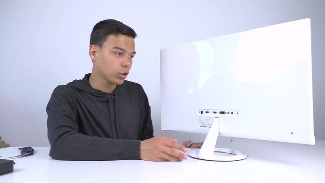ОГРОМНЫЙ МОНИТОР ДЛЯ ПК ОТ ASUS с IPS на 27" || Моя распаковка и мнение!! смотреть онлайн