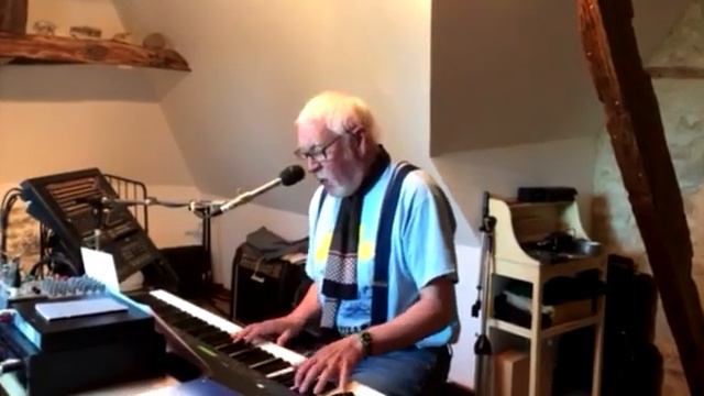 Gary Brooker: Holding On (Covid 19 version) смотреть онлайн