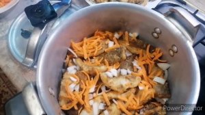 Щука в томатной пасте с морковью и луком , "без костей"