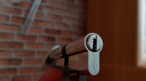 [ 54 ] КЛЮЧ НЕ ВСТАВЛЯЕТЬСЯ В ЗАМОК. ЧТО ДЕЛАТЬ? МАСТЕР НА ЧАС.