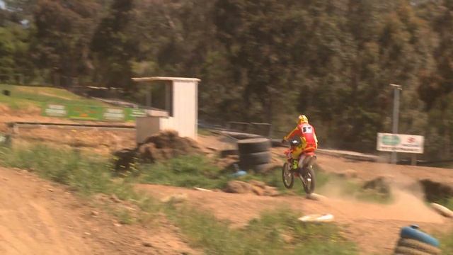 MXTV Bike Review 2015 KTM 450 SX-F смотреть онлайн