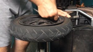 Снятие камеры и покрышки на детской коляске