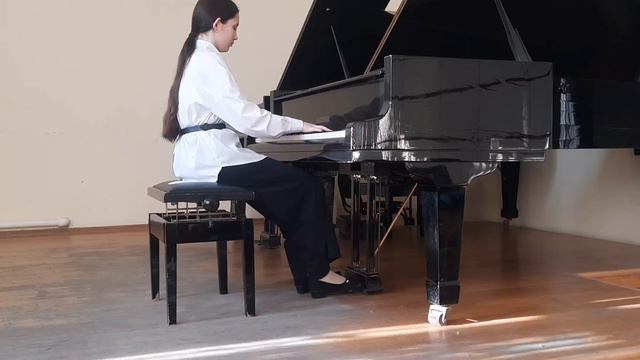 Арам Хачатурян "Токката"; Эльмир Низамов "Стена плача". Исполняет Селюнина Вера. смотреть онлайн