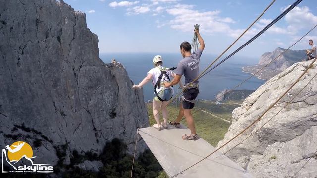 Мария Ильяс-Кая роупджампинг в Крыму с командой Скайлайн смотреть онлайн