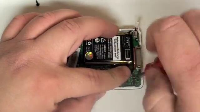 iPod 3rd Generation Repair Take Apart Video смотреть онлайн