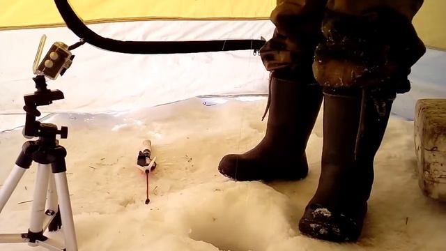 Едем на рыбалку с палаткой зимой!!! смотреть онлайн