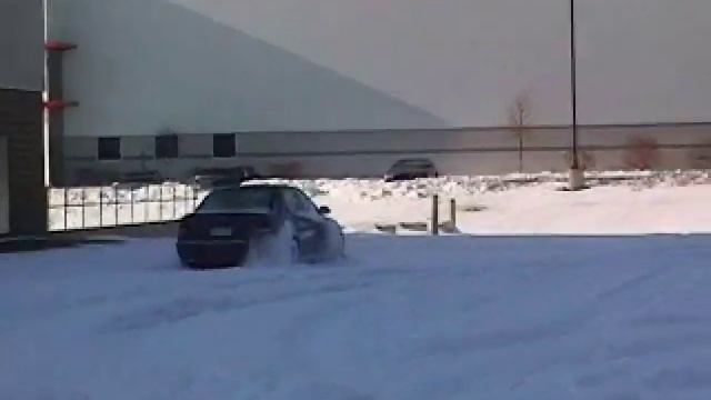 B5 Audi S4 biturbo quattro Stage III in deep wet snow... смотреть онлайн