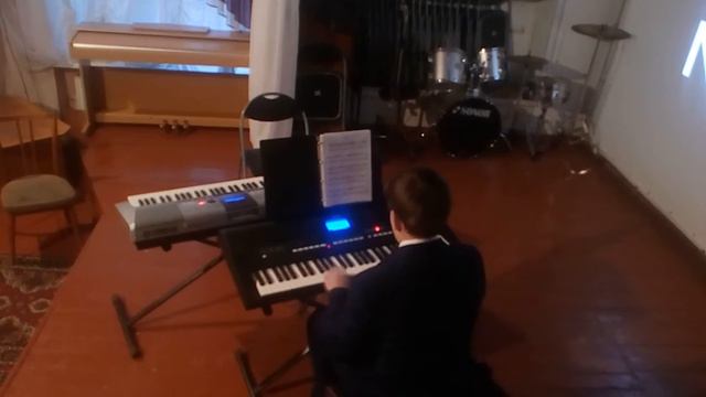 І.С.Бах. Менует. Курій Святослав смотреть онлайн