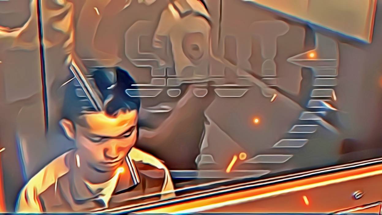 Гражданин Таджикистана потушил свечи в церкви и пригласил на танец прихожанку. смотреть онлайн