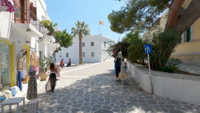 Parikia Walking Tour - Paros Island, Greece - 4K with Captions смотреть онлайн