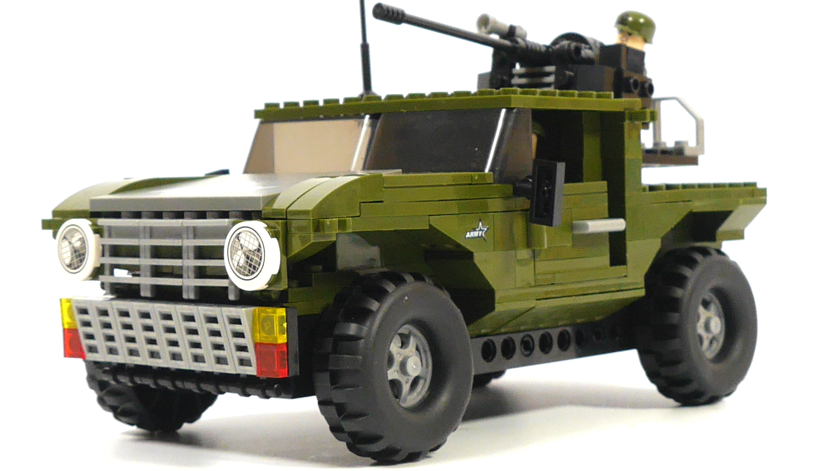 Собираем из LEGO Военный джип -  Ausini Army 22508