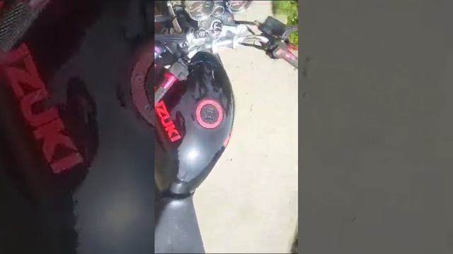 Работа мотора Suzuki Bandit 250 смотреть онлайн