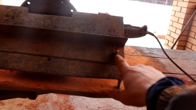 Станок для снятия фаски на кирпиче,изобретение века. смотреть онлайн