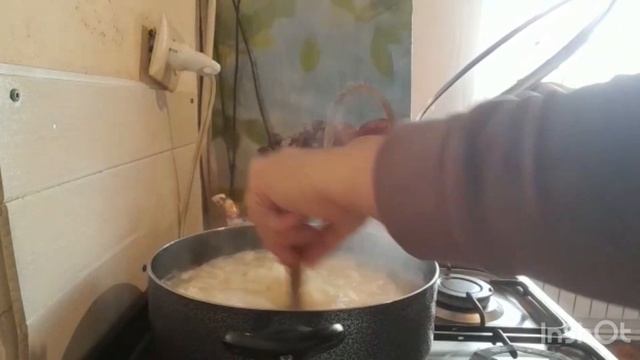 Անչափ համեղ 'Թթվի ջրով Ձավարով Կոլոլակներ