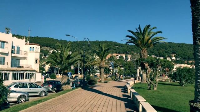 Places to go in Costa Brava Spain. L' Estartit смотреть онлайн