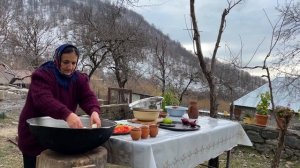 Максимально Свежий Говяжий Антрекот Тушеный с Овощами! Жизнь в деревне.
