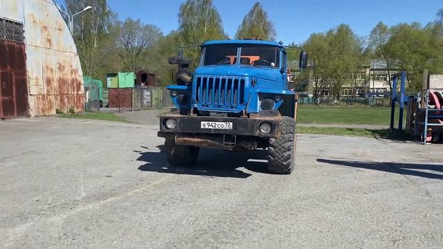 В продаже имеется ассенизатор 2007 года, город Тюмень. Телефон для связи 89129990001