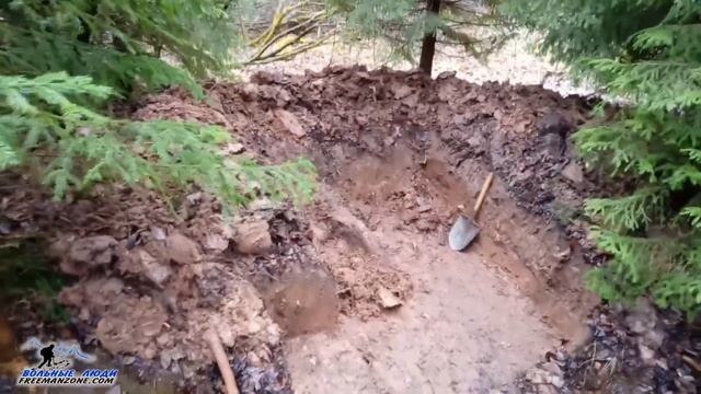 СТРОЮ ЗЕМЛЯНКУ (восстанавливаю ВОВ землянку) на РУБЕЖЕ (высота ???) Первое правило сухой землянки! смотреть онлайн