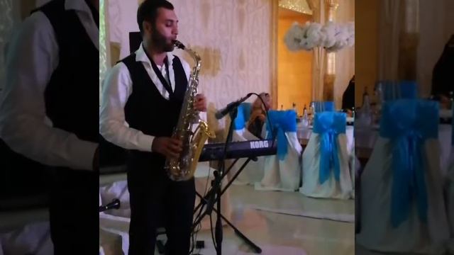 @musical_group_assa Медленная кампозиция исполнении Эльмара Кулиева 🎷🔥 смотреть онлайн