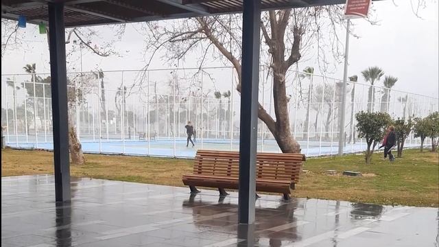 Что делать зимой в Анталии. Гуляем по набережной Анталии. смотреть онлайн