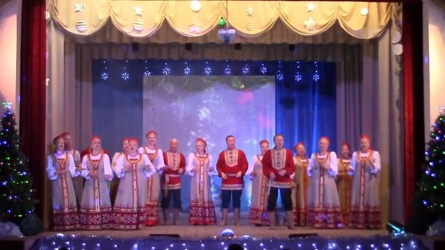 Хор "Горенка" и Ансамбль танца "Улыбка" "В лесу родилась ёлочка" смотреть онлайн