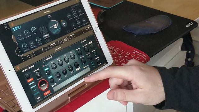 Gauss Field Looper - Ambient Trombone смотреть онлайн