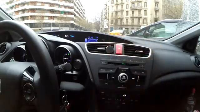 Магнитный автомобильный держатель для телефона Bazeus смотреть онлайн