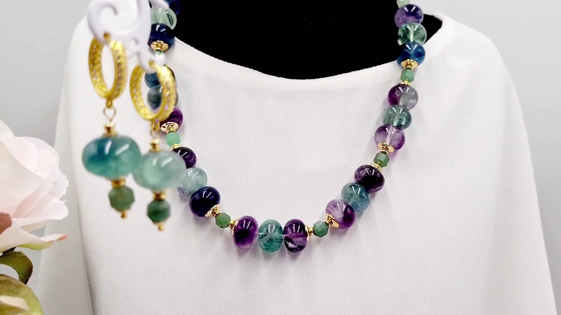 Украшения из флюорита и авантюрина смотреть онлайн