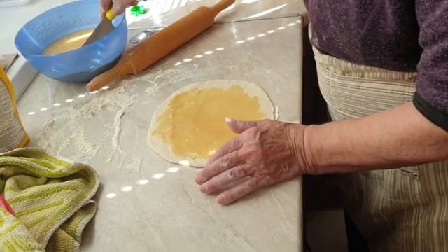 Armenian sweet bread by my grandmother | Թերթերուկ տատիկիս ձեռքերով | Тертерук руками моей бабушки смотреть онлайн