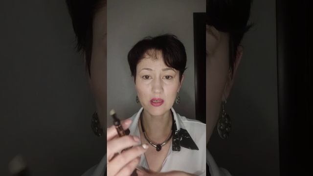Отзыв о карандаше-кушон для бровей Giordani Gold от Орифлэйм код 37976 смотреть онлайн