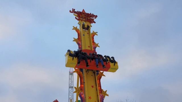 Путешествие в парке "Сказка" в Крылатском! смотреть онлайн