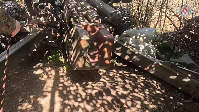 Артиллеристы группировки войск «Запад» уничтожили 120-мм миномет ВСУ вместе с расчетом Позиция вра смотреть онлайн