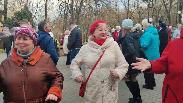 "Какая ты Хорошая"...на Гомельском Танцполе...26.03.2023года. смотреть онлайн