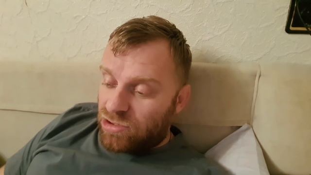 Мама с Олесей дали прочухана Суворовке смотреть онлайн