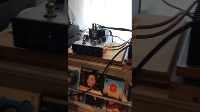 JBL 4425 vs B&W 703, Vancouver part1 смотреть онлайн